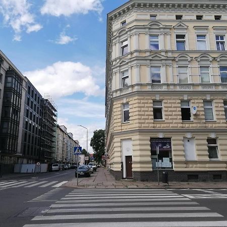 Hostel Tulip - Pokój 5 ze wspólną łazienką i kuchnią Szczecin Exterior foto