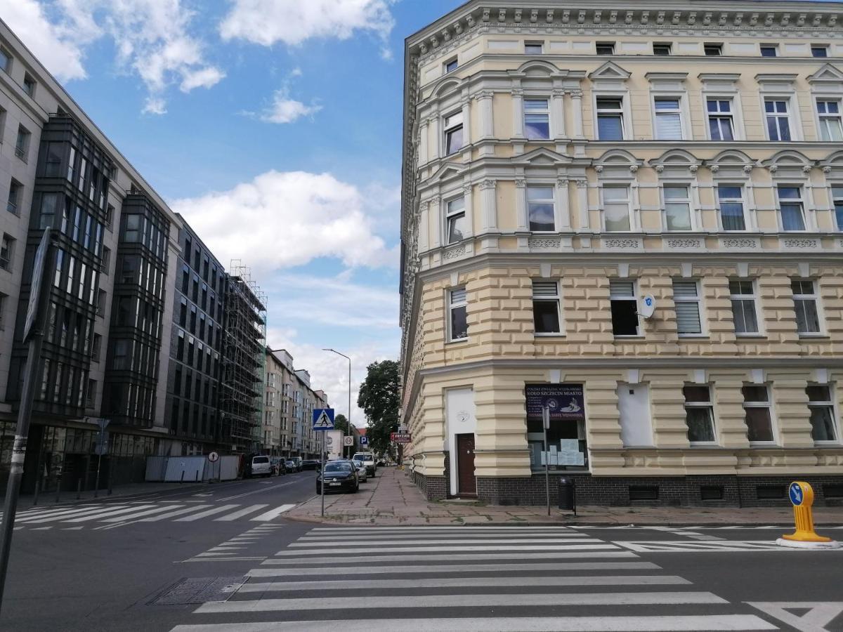 Hostel Tulip - Pokój 5 ze wspólną łazienką i kuchnią Szczecin Exterior foto